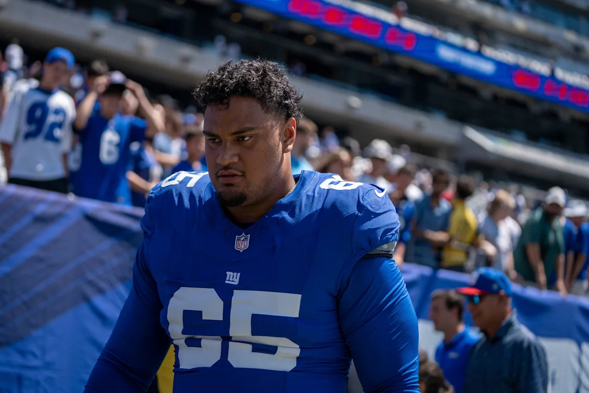 Giants' Francis Mauigoa steamrolls big brother, Kiko – just like he promised