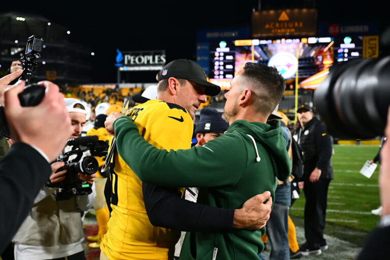 Steelers' Mike McCarthy, Aaron Rodgers prepare for unique matchup with ex-team Packers