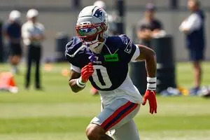 Patriots cornerback Christian Gonzalez returns to practice