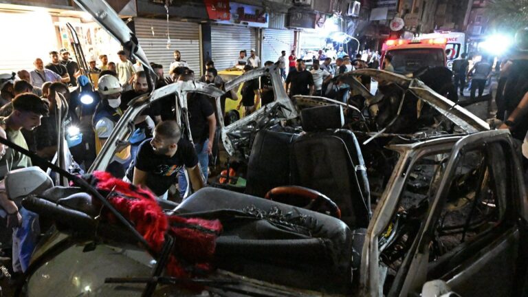 Deadly explosion on minibus near Damascus