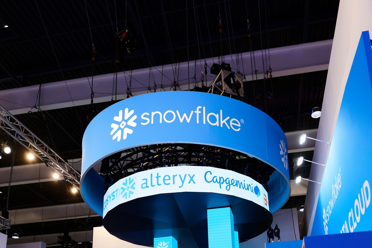 Hacker pleads guilty to stealing data from more than 165 Snowflake customers