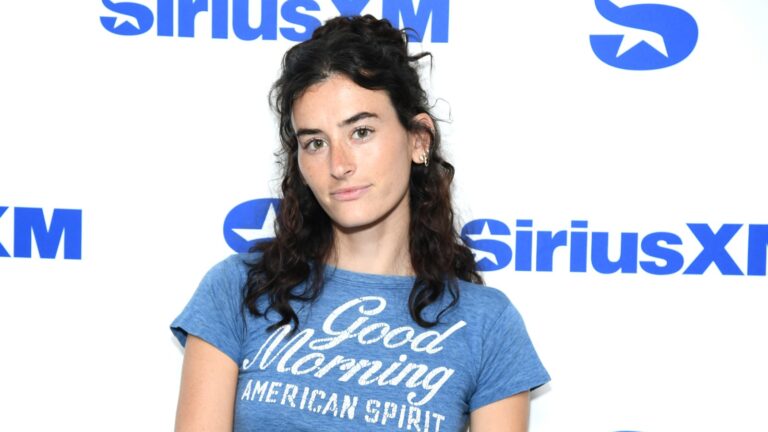 Stella Lefty Interpolates the Chicks’ ‘There‘s Your Trouble’ on New Album