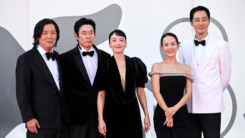 ‘Possible Love’ Cast Sobs as Lee Chang-dong’s Epic Embraced at Venice With 6-Minute Standing Ovation