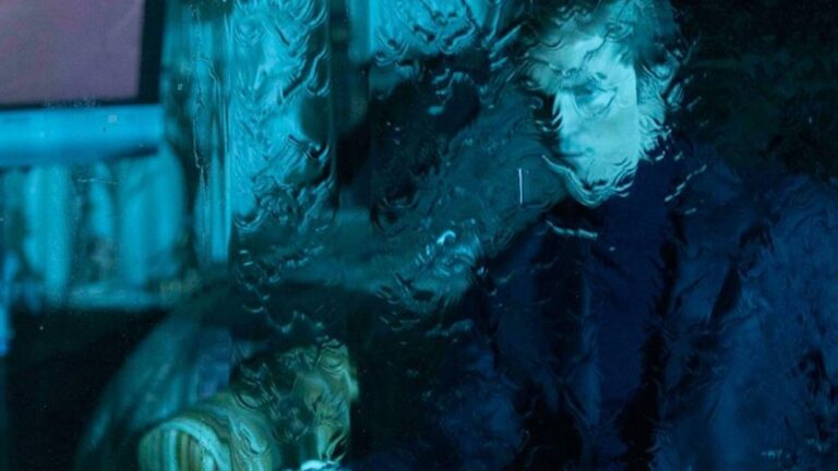 ‘Primetime’ Review: Robert Pattinson Leads a Dazzling Cast in a Lurid Horror-Movie Portrait of a ‘Predator’-Hunter’s Predatory Instinct