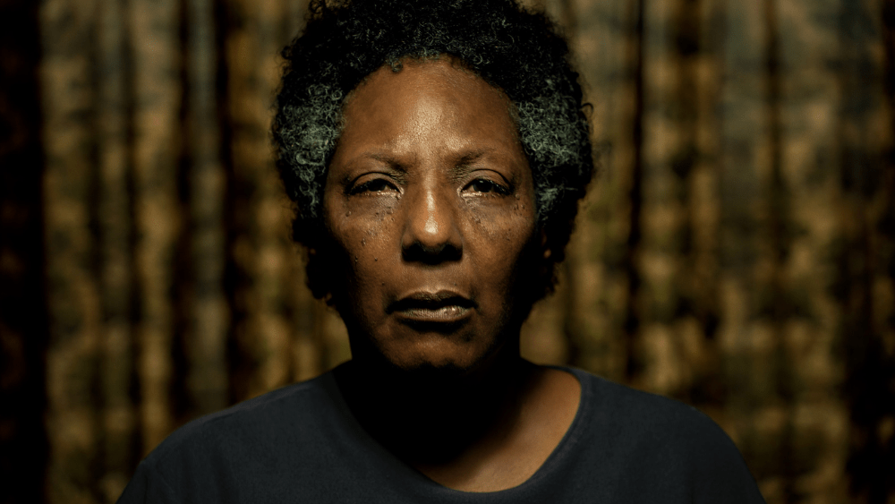 ‘On Behalf of My Son’ Review: A Strained Brazilian Drama About a Mother’s Apology Tour