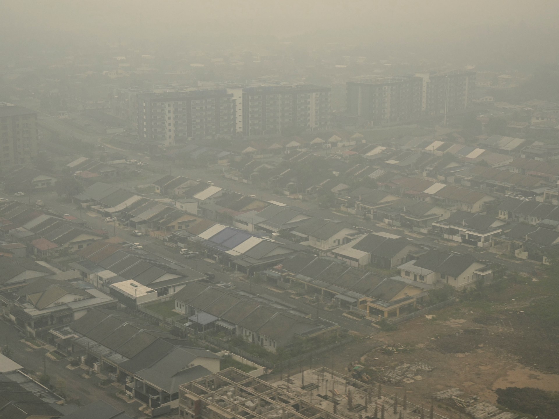 Malaysia declares emergency in Sarawak as haze from Indonesia worsens