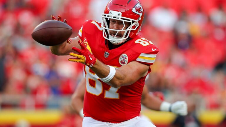 How to Watch Tonight’s Chiefs vs. Broncos Monday Night Football Game Online
