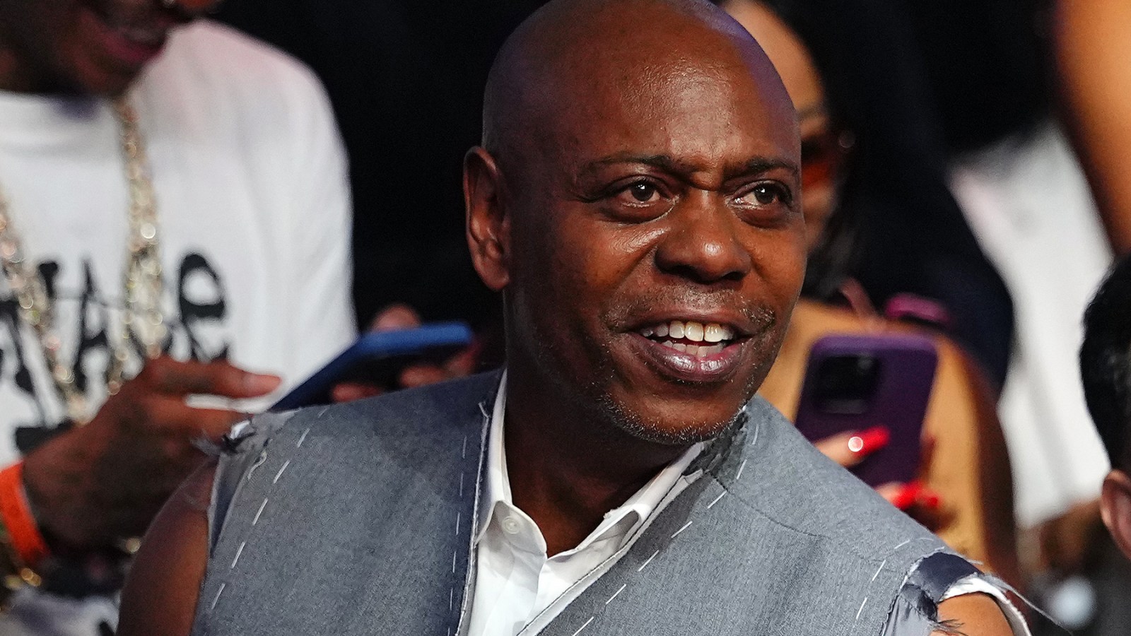 Dave Chappelle Is Going Back Out on the Road This Fall