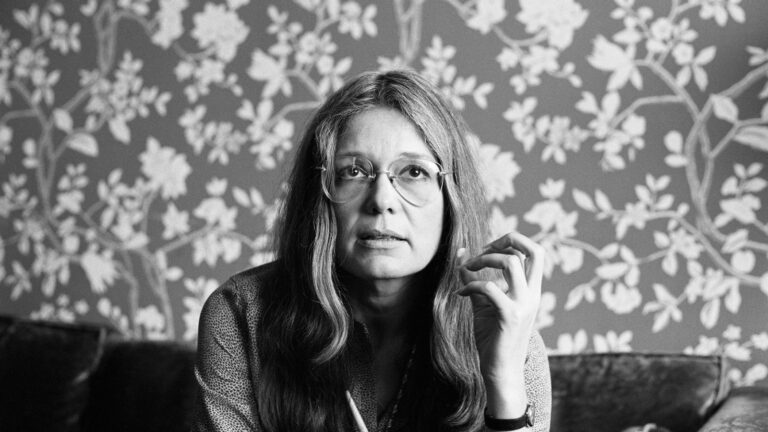 Hillary Clinton, Meghan Markle, Lena Dunham Lead Gloria Steinem Tributes: ‘Her Voice Changed Our Country’