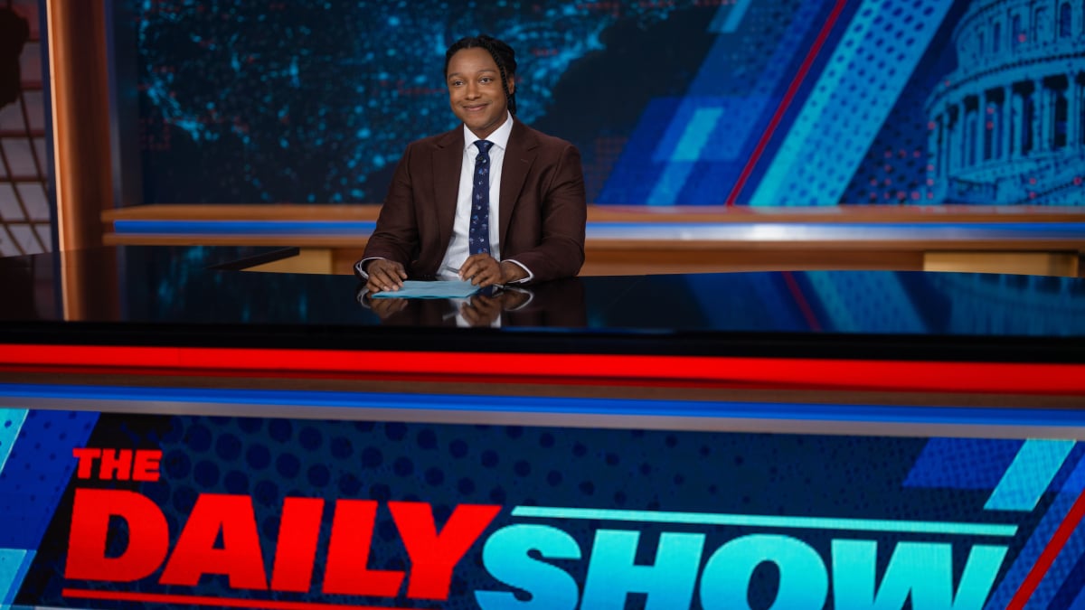 Daily Shows Josh Johnson responds to audience question about whether hes afraid of AI