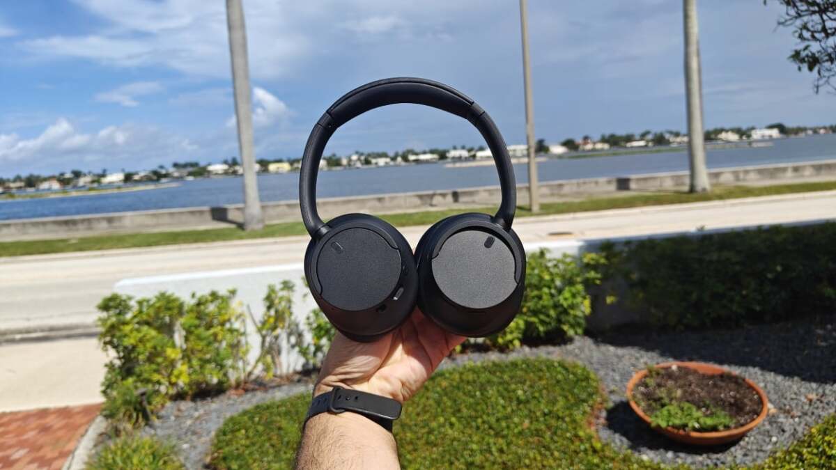 Sony just announced new headphones, which means you can get the older Sony WH-CH720N for nearly half off