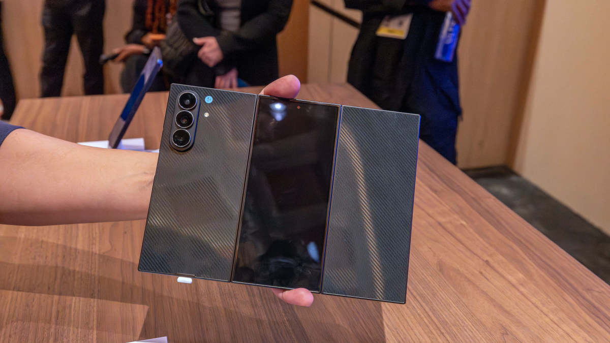 Samsung could fast-track Galaxy Z TriFold 2 to compete with iPhone Duo