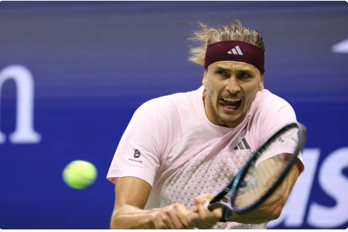 At last: Straight sets win over Tabilo puts Zverev in US Open last 16