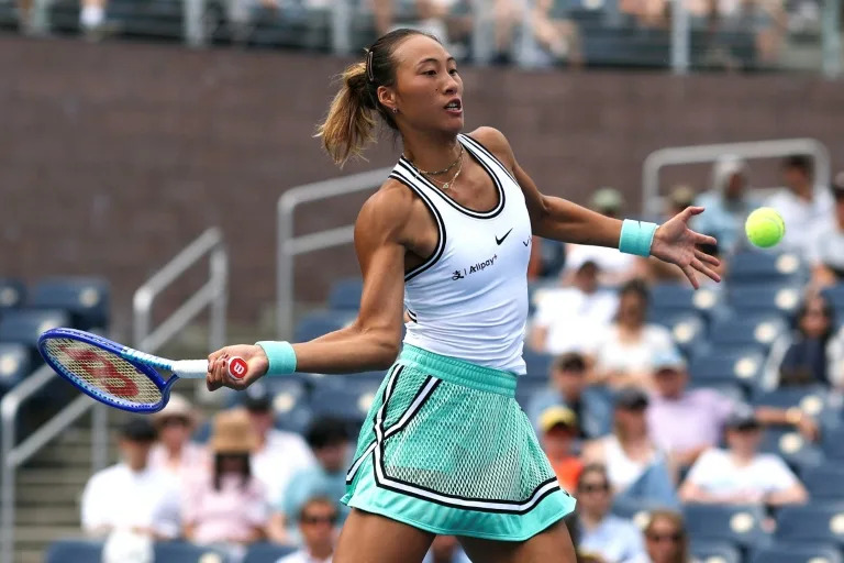 Zheng rallies to stun Keys, Anisimova out in US Open third round