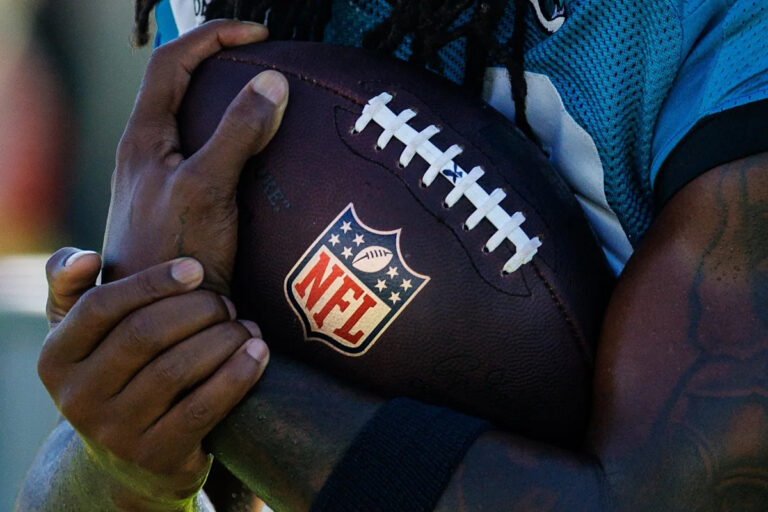 Is Monday Night Football on tonight? Is there an NFL game today?