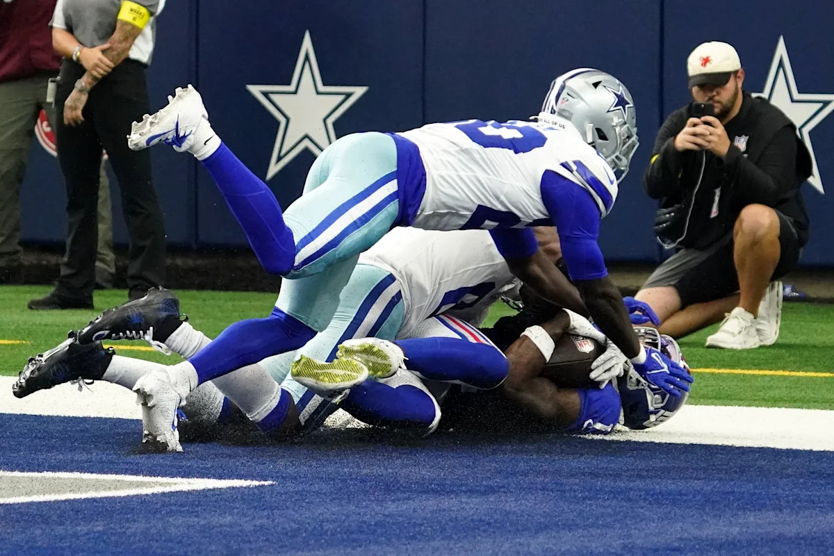 Is Giants WR Malik Nabers playing today vs Cowboys?