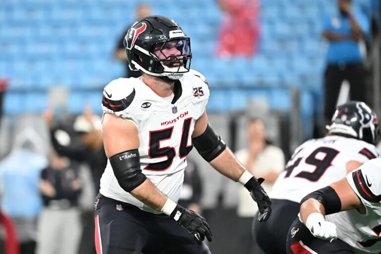 Ex-Notre Dame offensive lineman traded to San Francisco 49ers