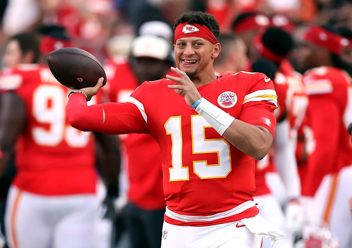 Patrick Mahomes headlines Chiefs’ eight-man injury report for week 1 Broncos clash