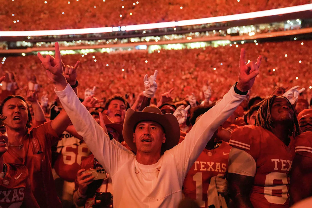 Steve Sarkisian exorcises demons with fourth-down calls in Texas' comeback win over Ohio State