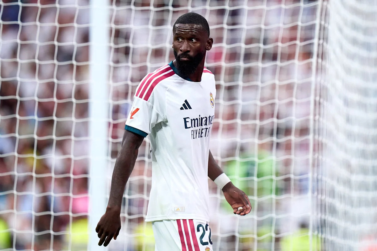 Mourinho changes Real Madrid defensive hierarchy as veteran star drops to third-choice