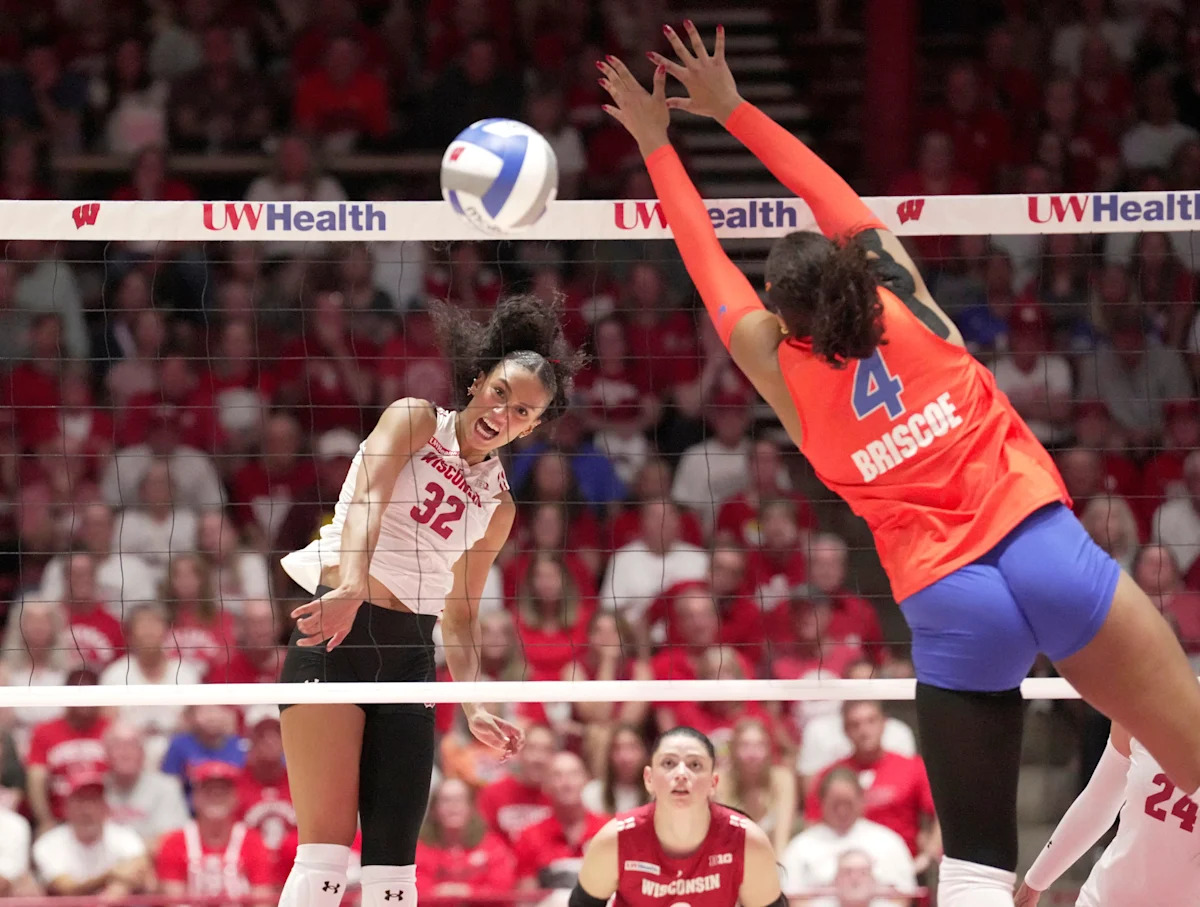 3 takeaways from Wisconsin volleyball's nail-biting win over Florida