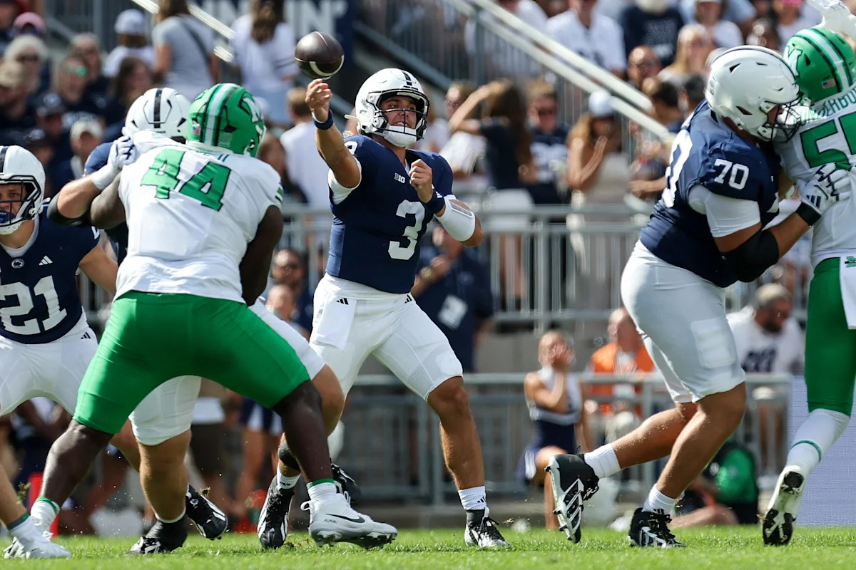 Matt Campbell praises QB Rocco Becht after Penn State debut