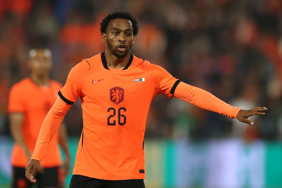 Crystal Palace announce Quinten Timber signing