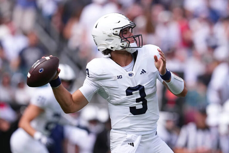 POSTGAME SHOW: Penn State Overcomes Shaky Start to Handle Temple