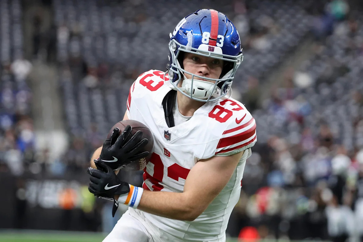 Giants complete 53-man roster by adding Dalen Cambre off practice squad