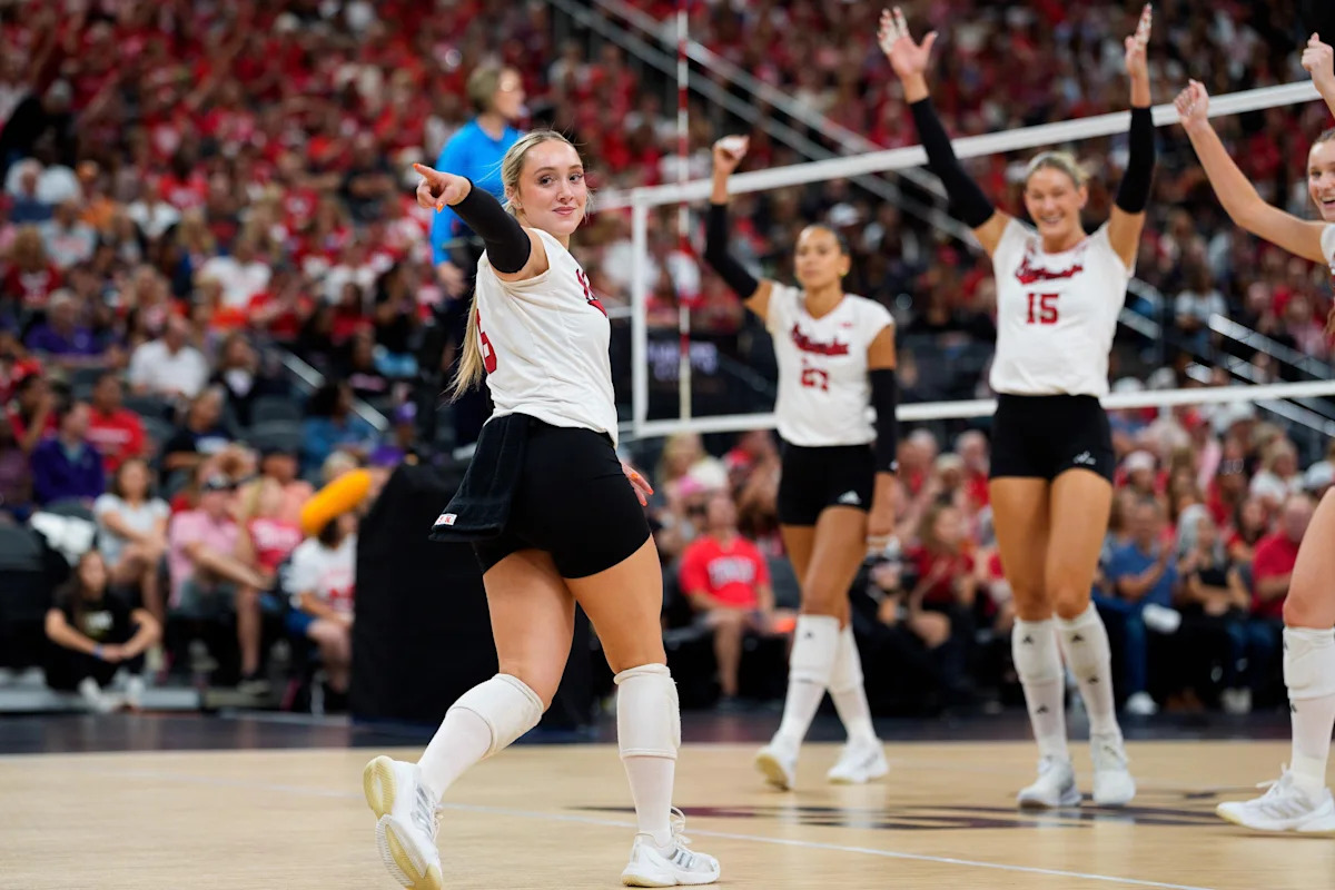 #1 Nebraska Volleyball and Missouri Game Suspended