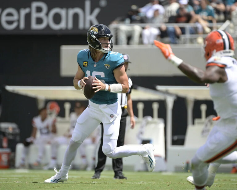 Ranking 10 crucial fantasy football winners and losers from Week 1