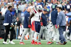 Patriots facing A.J. Brown injury concern after season-opening loss to Seahawks